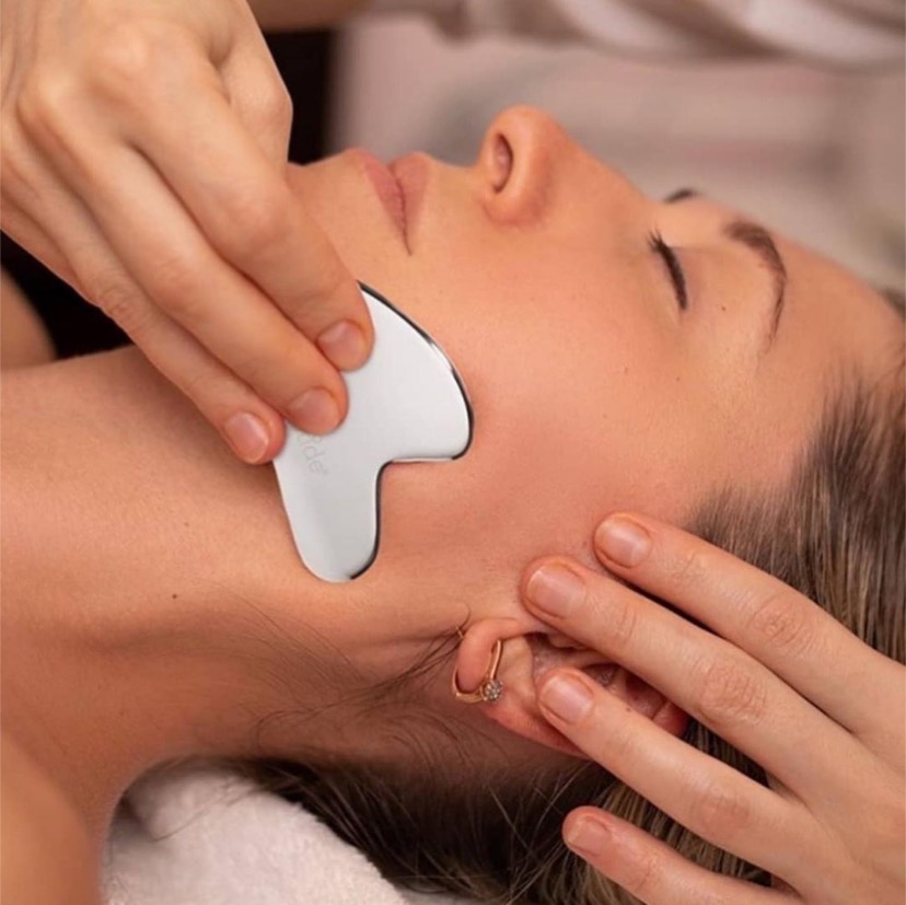 Скребок Gua Sha з медичної сталі HydroPeptide Facial Lifting Tool